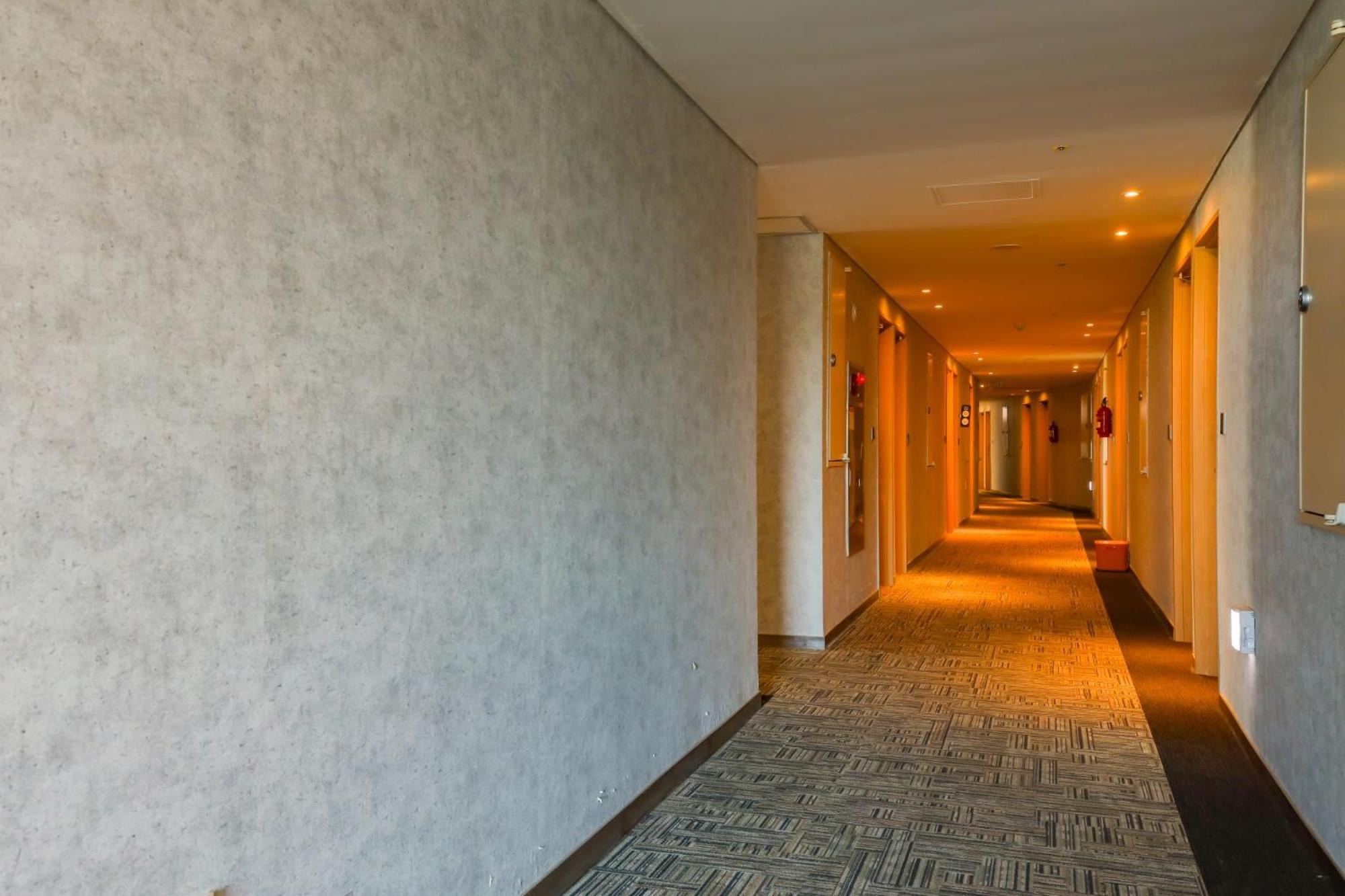 From H The Best Hotel Jeju Seongsan Сеогвипо Екстериор снимка