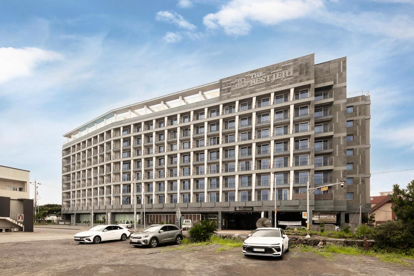 From H The Best Hotel Jeju Seongsan Сеогвипо Екстериор снимка