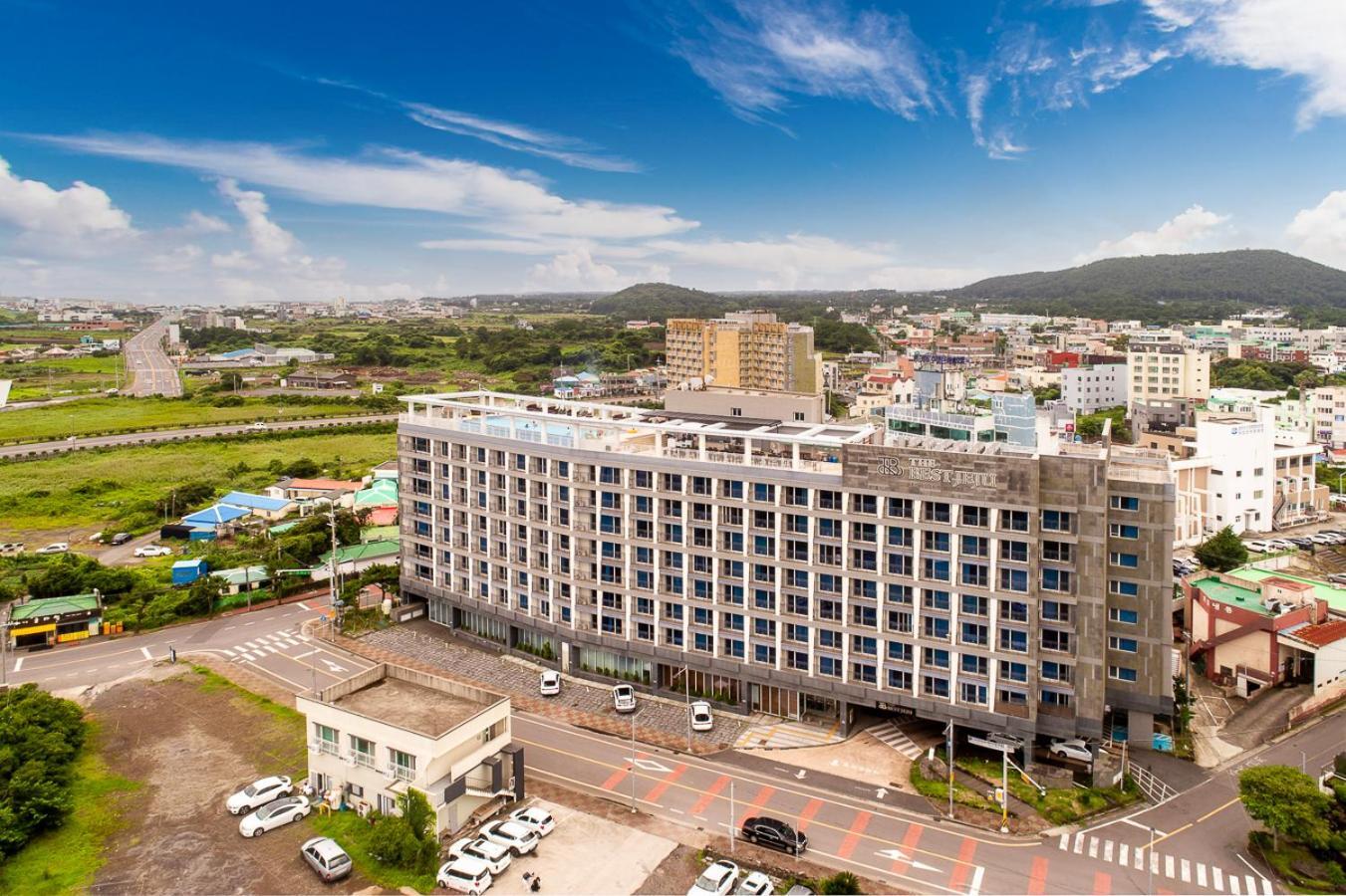 From H The Best Hotel Jeju Seongsan Сеогвипо Екстериор снимка